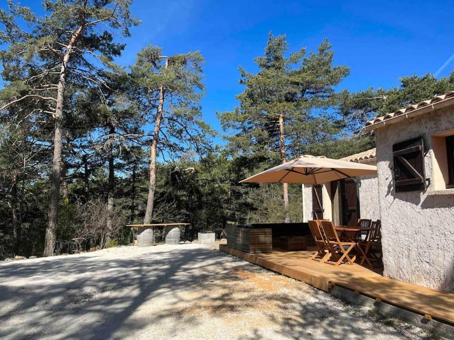 Les Rocailles Villa Valderoure ภายนอก รูปภาพ