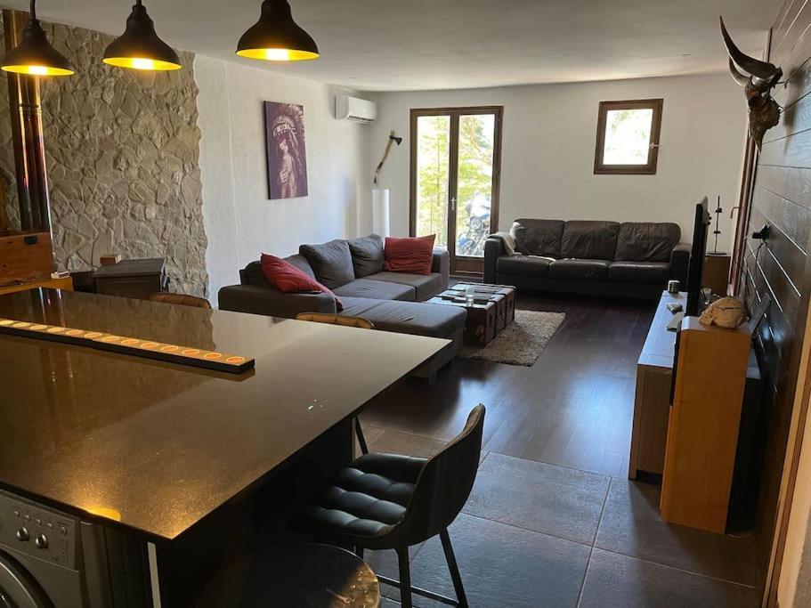 Les Rocailles Villa Valderoure ภายนอก รูปภาพ