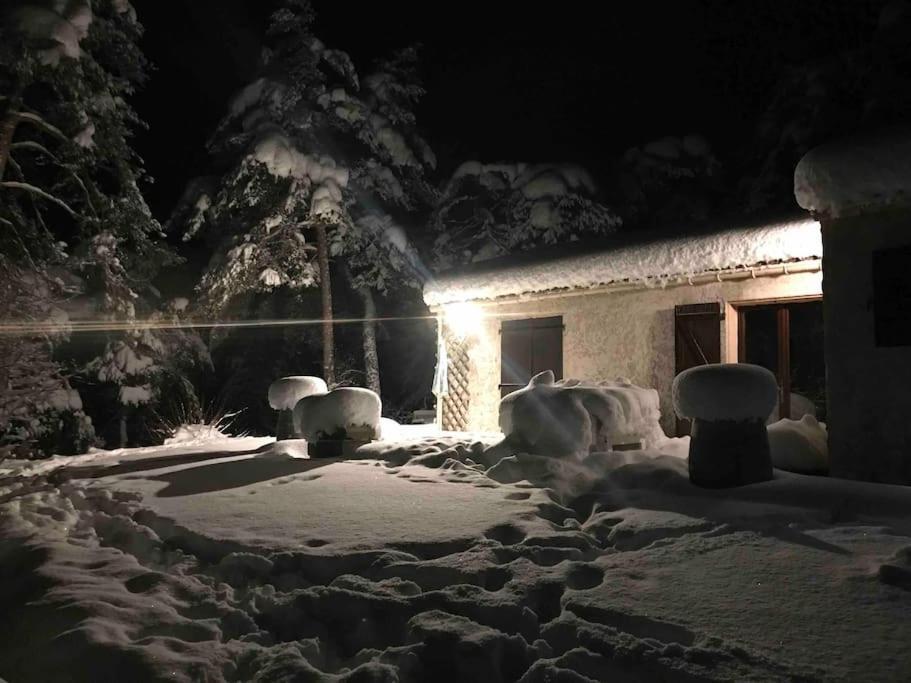 Les Rocailles Villa Valderoure ภายนอก รูปภาพ